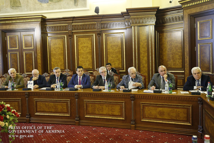 Վարչապետն ընդունել է շինարարության և ճարտարապետության ոլորտի ներկայացուցիչներին
