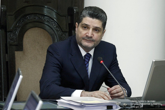 Գյուղացիական 14 հազար տնտեսություն անվճար սերմացու կստանա