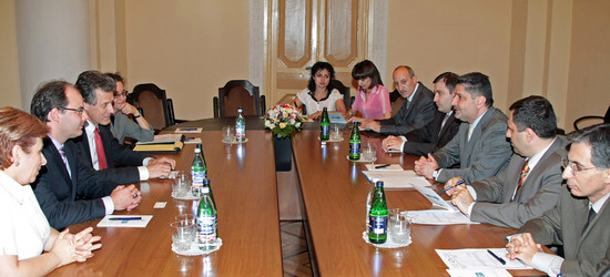 Պաշտոնական լրահոս