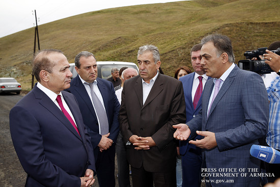 Վարչապետը ծանոթացել է Երևան-Սևան-Իջևան-Ադրբեջանի սահման ավտոճանապարհի հիմնանորոգման աշխատանքներին