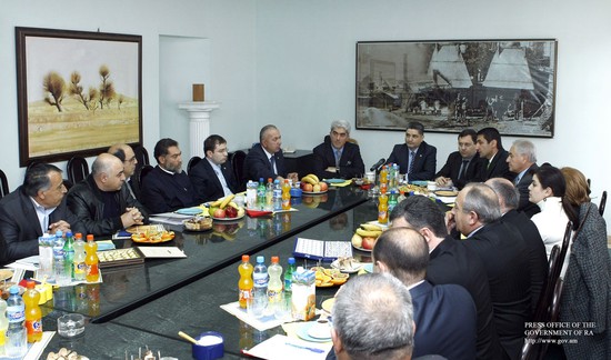 Աշխատանքային քննարկում գործարարների հետ
