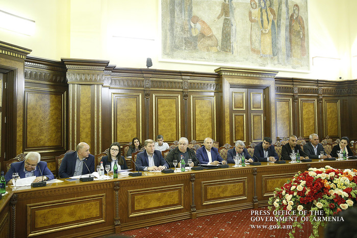 «Պետք է համարձակորեն որակ փոխենք». Վարչապետը հանդիպել է ֆերմերների հետ