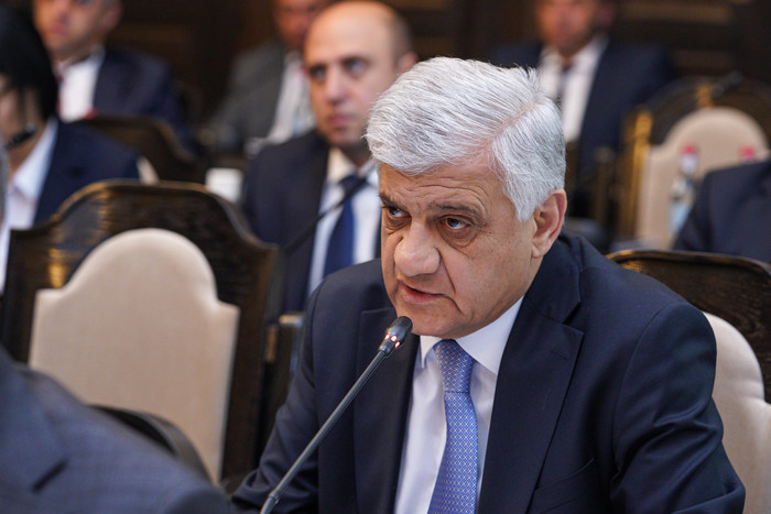 Կառավարությունը զարգացման նոր հնարավորություններ կստեղծի դեղագործական արդյունաբերության ոլորտի համար