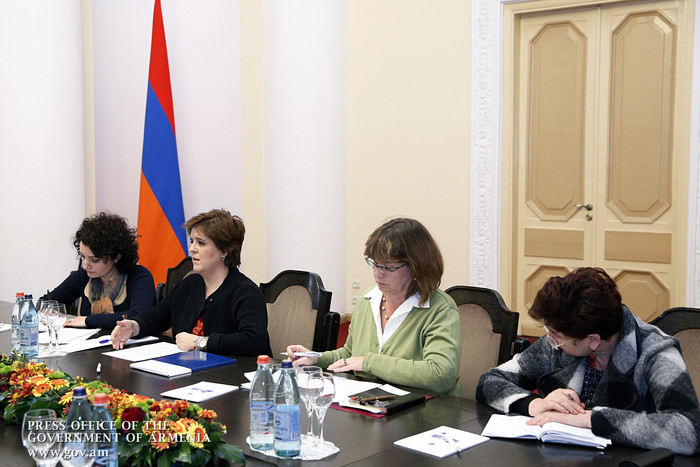 Կառավարությունում քննարկվել են ֆինանսական շուկայի կայունացմանը վերաբերող հարցեր