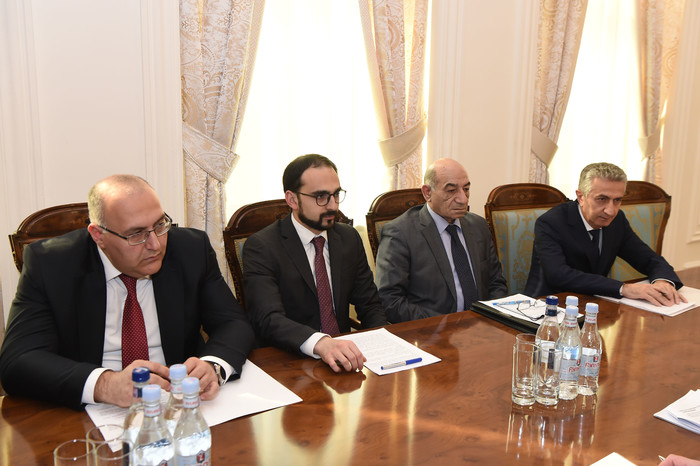 Փոխվարչապետ Տիգրան Ավինյանն ընդունել է ֆրանսիական պատվիրակությանը