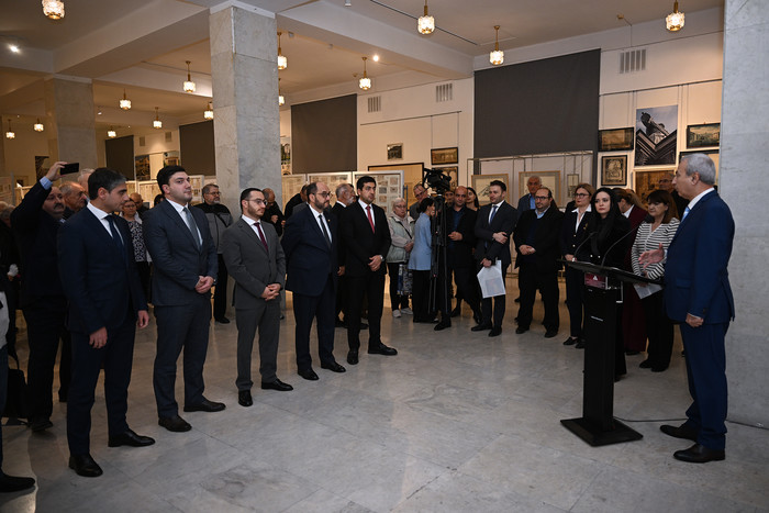 Արայիկ Հարությունյանը մասնակցել է Ֆիլատելիստական ցուցահանդեսին նվիրված հատուկ դրոշմակով բացիկի մարմա