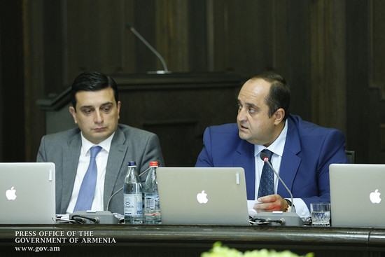 Կառավարության նիստում արծարծվել են հանրությանը հուզող մի շարք հարցեր
