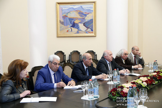 Վարչապետն ընդունել է մասնավոր բուհերի ռեկտորներին
