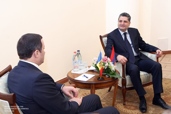 Տիգրան Սարգսյանն ընդունել է Մոլդովայի վարչապետին
