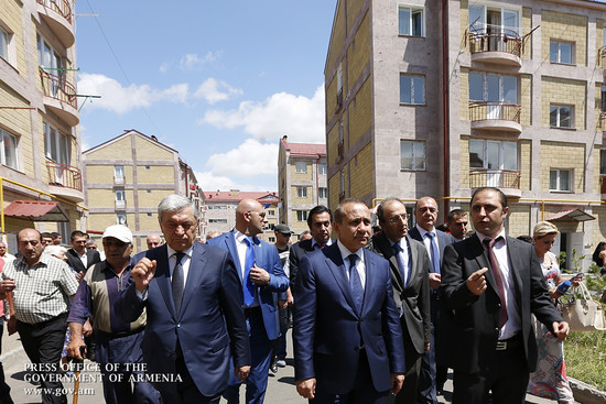 Վարչապետը գոհունակություն է հայտնել աղետի գոտում իրականացված բնակարանաշինության արդյունքներից
