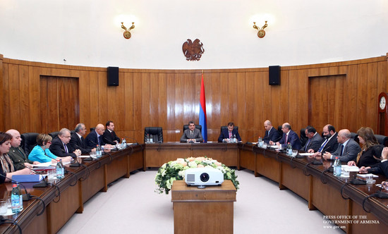 Կրթական ծրագրերը զինծառայողների և անապահով ընտանիքների երեխաների համար կլինեն շարունակական. ՀՀ վարչա
