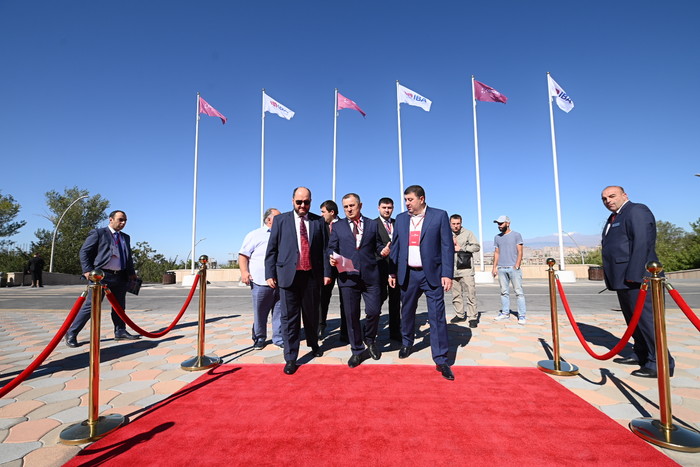 Արայիկ Հարությունյանը ներկա է գտնվել  Բռնցքամարտի միջազգային ֆեդերացիայի կոնգրեսի բացման հանդիսավոր 