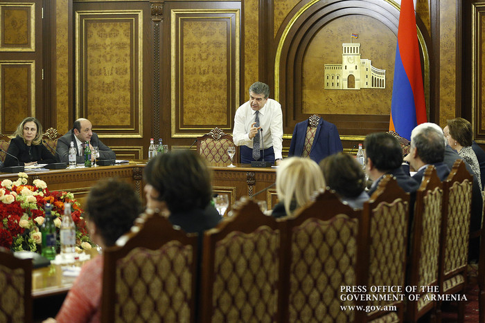 Կարեն Կարապետյանը տուրօպերատորների միության անդամների հետ քննարկել է ներգնա տուրիզմի զարգացմանը վերա