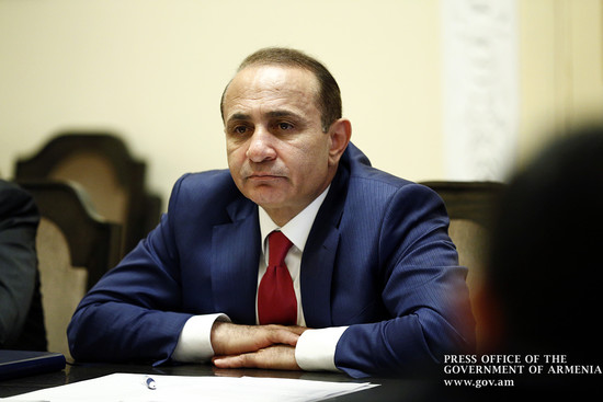 Վարչապետն ԱԺ խմբակցությունների ներկայացուցիչների հետ քննարկել է կենսաթոշակային բարեփոխումների շուրջ 