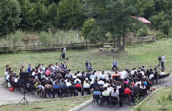 Տիգրան Սարգսյանը պատասխանել է երիտասարդներին հետաքրքրող հարցերին