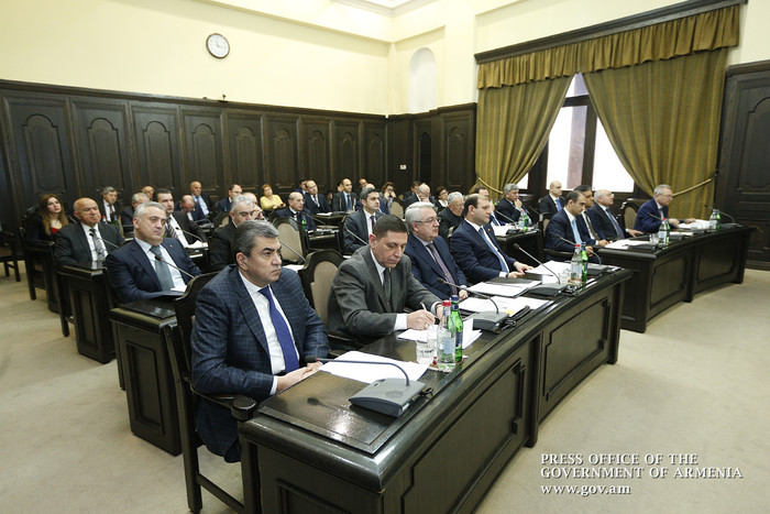 Վարչապետը հանձնարարել է առաջարկություններ ներկայացնել ներմուծումը տեղական արտադրությամբ փոխարինելու 