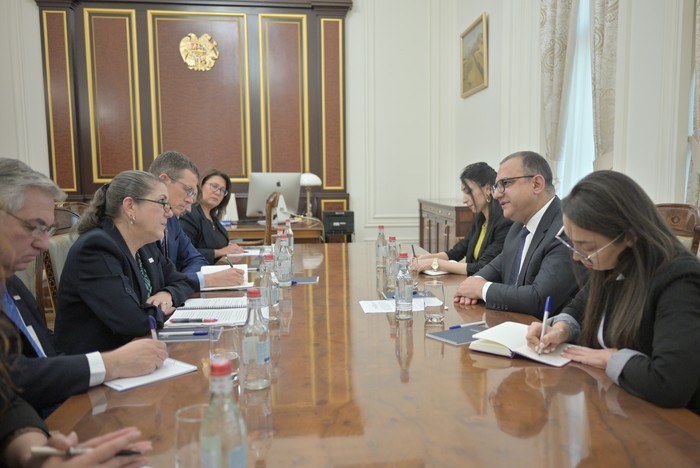 Փոխվարչապետ Խաչատրյանն  ընդունել է ԱՄՆ ՄԶԳ Եվրոպայի և Եվրասիայի բյուրոյի ղեկավարին
