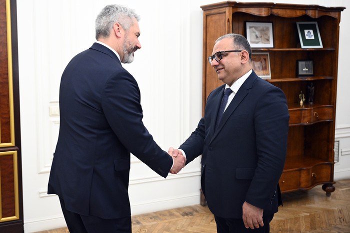 Փոխվարչապետ Տիգրան Խաչատրյանն ընդունել  է  Եվրոպական ներդումային բանկի փոխնախագահ Կարլ Նեհամմերին