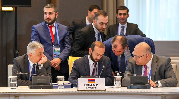 Առաջին փոխվարչապետի պաշտոնակատար Արարատ Միրզոյանն Աստանայում մասնակցել է ԱՊՀ կառավարությունների ղեկա
