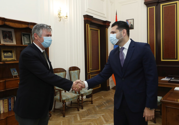 Փոխվարչապետ Համբարձում Մաթևոսյանը ընդունել է Ասիական զարգացման բանկի՝ Հայաստանի գրասենյակի տնօրենին