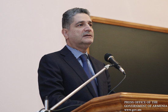Վարչապետի մասնակցությամբ մեկնարկել է Հայկական տնտեսագիտական միության տարեկան համաժողովը