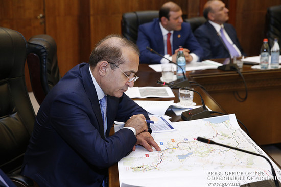Քննարկվել է Հյուսիս-հարավ ճանապարհային միջանցքի և Երևանի կայուն զարգացման ներդրումային ծրագրերի ընթա