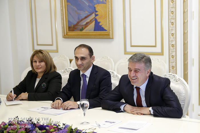Վարչապետն ընդունել է Իրանի էկոնոմիկայի և ֆինանսների փոխնախարար, գլխավոր մաքսատան պետ Մասուդ Քարբասիա