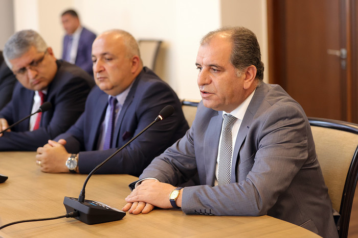 Արայիկ Հարությունյանն ԱԳՆ աշխատակազմին է ներկայացրել նախարարի նորանշանակ առաջին տեղակալ Արմեն Գրիգոր