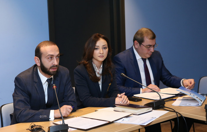 ՀՀ առաջին փոխվարչապետի պաշտոնակատար Արարատ Միրզոյանը մասնակցել է Արդյունահանող ճյուղերի թափանցիկությ