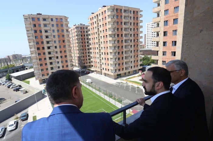 Տիգրան Ավինյանը շրջայց է կատարել Երևանի մի շարք շինհրապարակներ