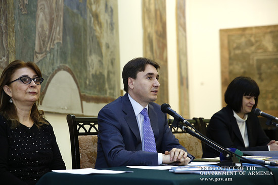 Կայացել է ՀՀ վարչապետին կից կանանց խորհրդի հանդիսավոր նիստը