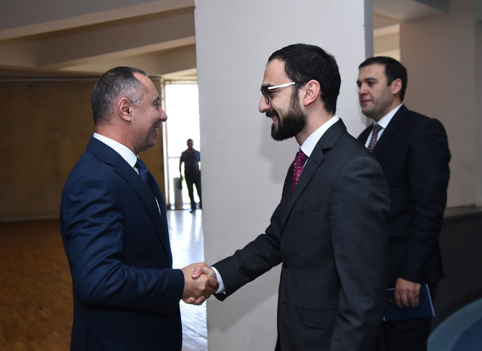 Փոխվարչապետ Տիգրան Ավինյանը այցելել է Էներգետիկ ենթակառուցվածքների և բնական պաշարների նախարարություն