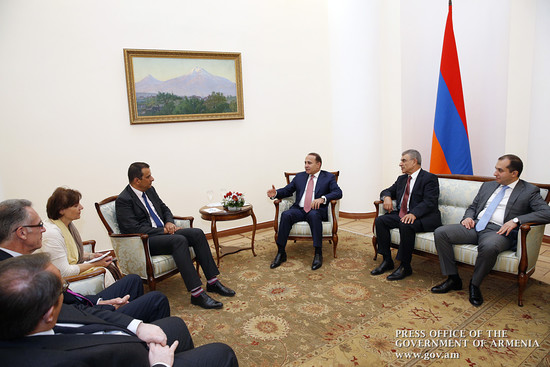 Հովիկ Աբրահամյանն ընդունել է Ֆրանսիայի Սենատի պատվիրակությանը