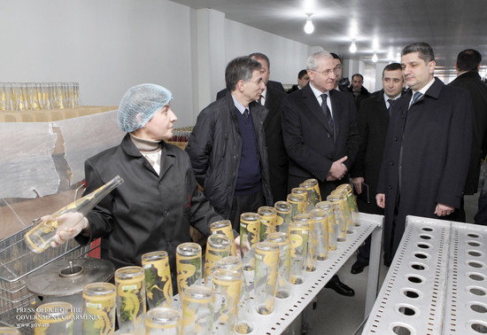 Վարչապետն այցելել է Երևանի արտադրական ձեռնարկություններ