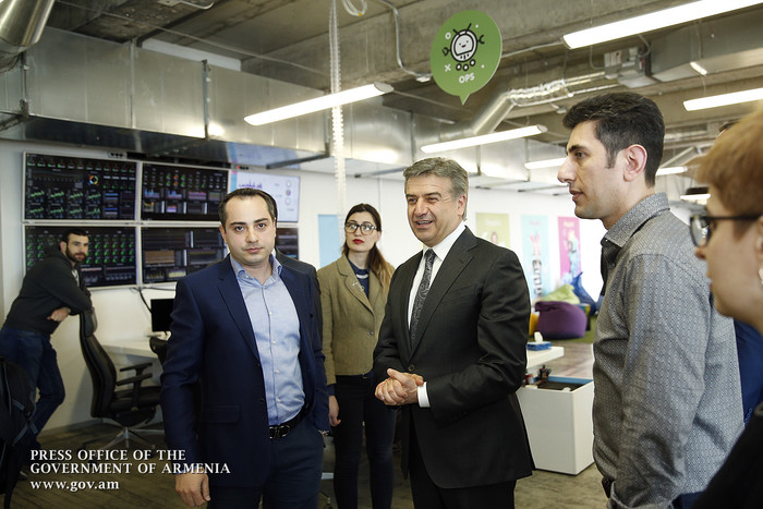 Կարեն Կարապետյանը ծանոթացել է հայկական PicsArt-ի ծրագրերին