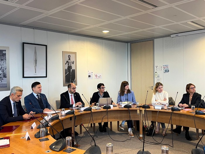 Արայիկ Հարությունյանը հանդիպումներ է ունեցել Փարիզ 2024-ի Օլիմպիական և պարալիմպիկ խաղերի կազմակերպմա