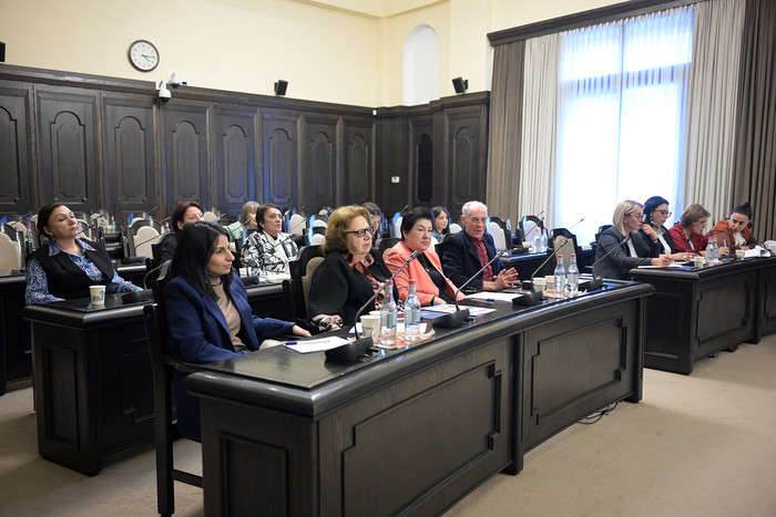 Արայիկ Հարությունյանի գլխավորությամբ տեղի է ունեցել Ազգային փոքրամասնությունների հարցերով խորհրդի նի