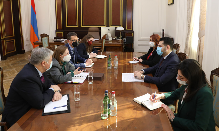 Փոխվարչապետ Համբարձում Մաթևոսյանն ու Հայաստանում ԱՄՆ դեսպան Լին Թրեյսին քննարկել են համագործակցությա