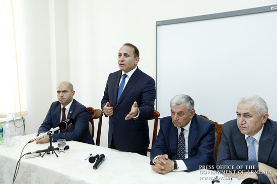 Մարդկանց աշխատանքով ապահովելը կառավարության գերակա խնդիրն է. Հովիկ Աբրահամյան