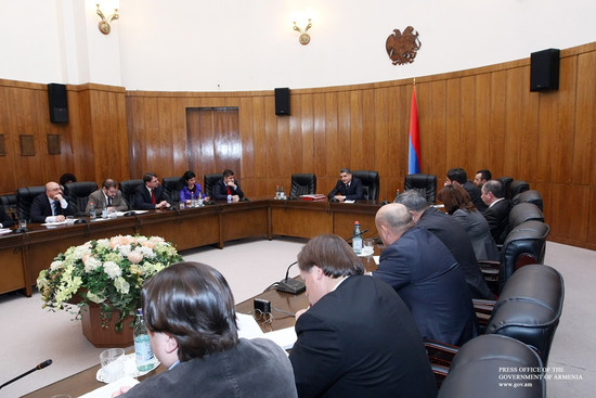 Վարչապետը պատասխանել է ԱՊՀ, Բալթյան երկրների և Վրաստանի գլխավոր խմբագիրների ակումբի անդամների հարցեր