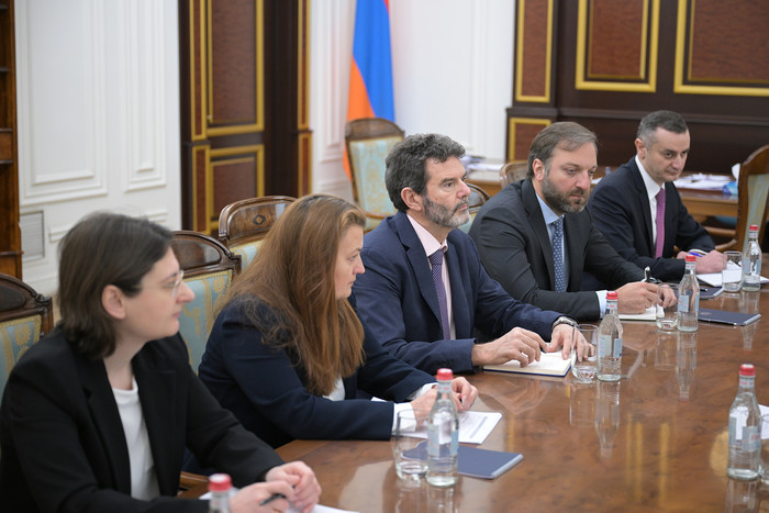 Փոխվարչապետ Տիգրան Խաչատրյանն ընդունել է ՎԶԵԲ՝ Կովկասի տարածաշրջանի ղեկավարի գլխավորած պատվիրակությա