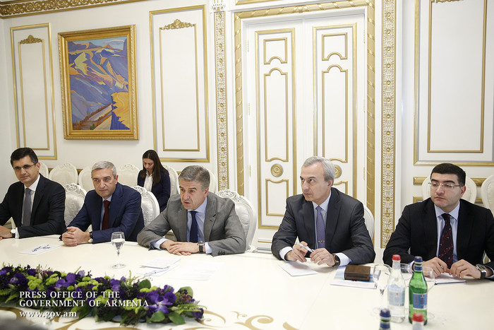 Վարչապետն ընդունել է համացանցի նախահայրերից մեկը համարվող Լուի Պուզենին