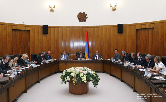 Վարչապետը ԵԱՀԿ-ում հավատարմագրված դեսպանների հետ քննարկել է ՀՀ-ում իրականացվող բարեփոխումները, ԵՄ-ի 