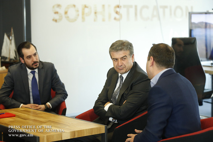 Կարեն Կարապետյանը ծանոթացել է հայկական PicsArt-ի ծրագրերին