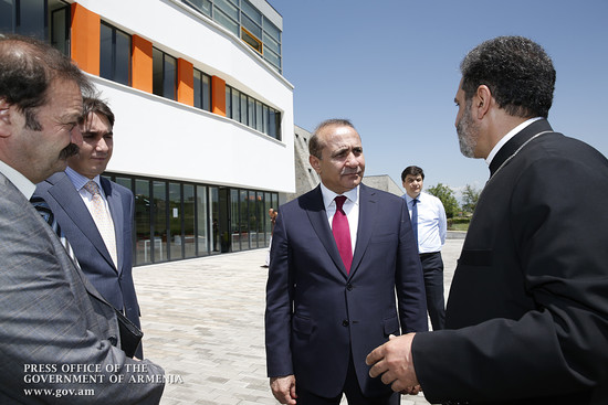 Հովիկ Աբրահամյանը ծանոթացել է «Այբ» ավագ դպրոցի առաջիկա ծրագրերին