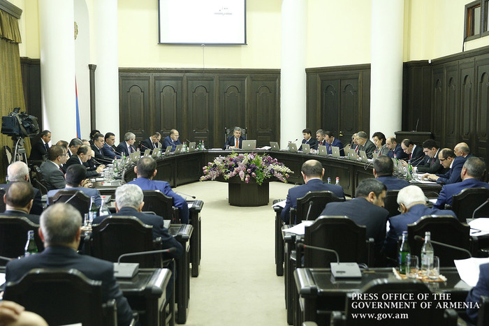 Ոչ աշխատանքային օրերին համապատասխան  պետական մարմինները կշարունակեն տնտեսվարողներին ծառայություններ 