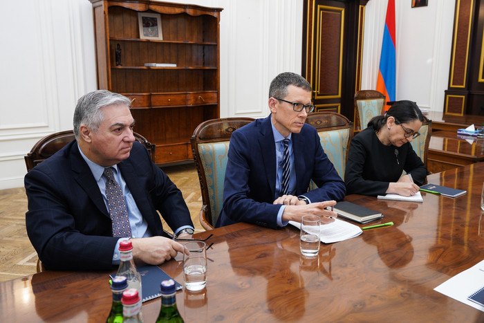 Փոխվարչապետ Տիգրան Խաչատրյանն ընդունել է ՀՀ-ում ԱՄՆ ժամանակավոր հավատարմատար Չիպ Լեյթինենին
