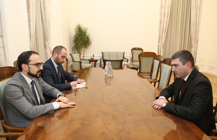 Փոխվարչապետ Տիգրան Ավինյանը հանդիպել է Արցախի Հանրապետության պետական նախարար Գրիգորի Մարտիրոսյանի հե