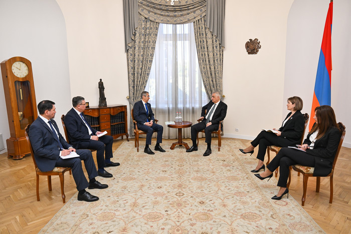 Փոխվարչապետ Մհեր Գրիգորյանն ընդունել է Ղազախստանի դեսպանին