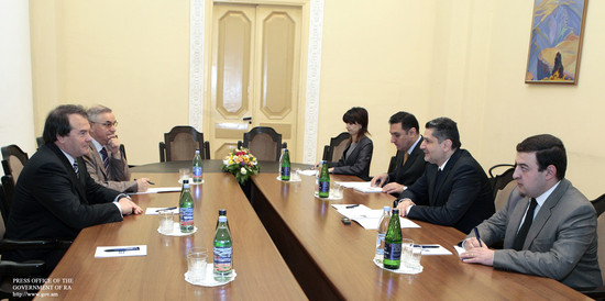 Պաշտոնական լրահոս